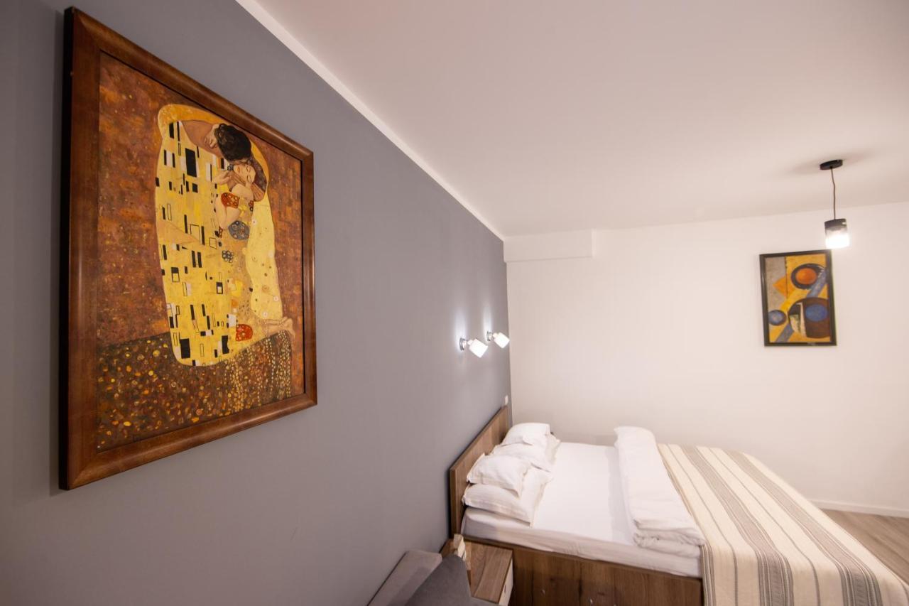 Central Place Apartment Timisoara 2 ภายนอก รูปภาพ