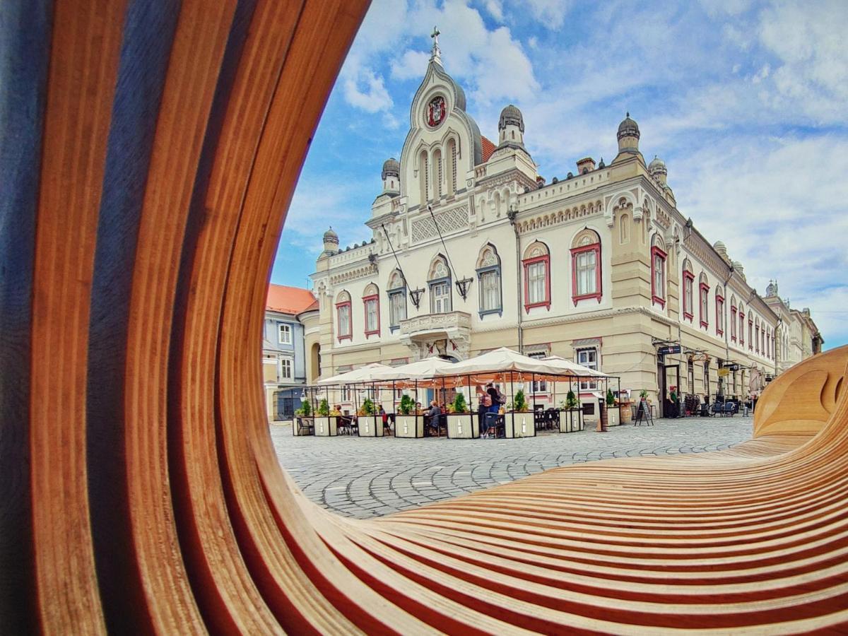 Central Place Apartment Timisoara 2 ภายนอก รูปภาพ
